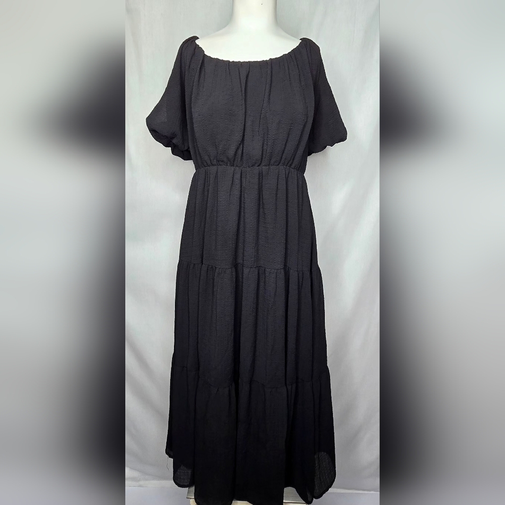 ASTR The Label Black Tiered Midi Dress Smocked Size M NWOT
